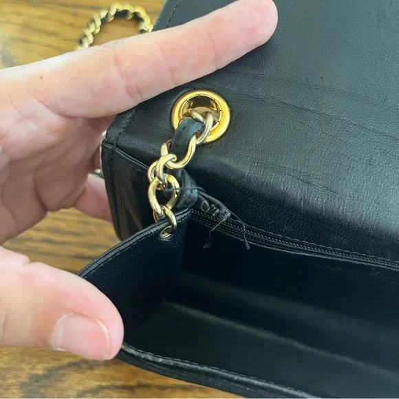 Rare Vintage Chanel Black Velvet Lambskin Chain Single Flap Shoulder Bag - Picture 14 of 16